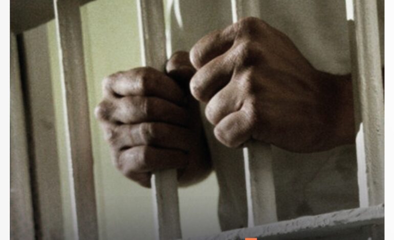 24 años ligó por abusar de sus hijas